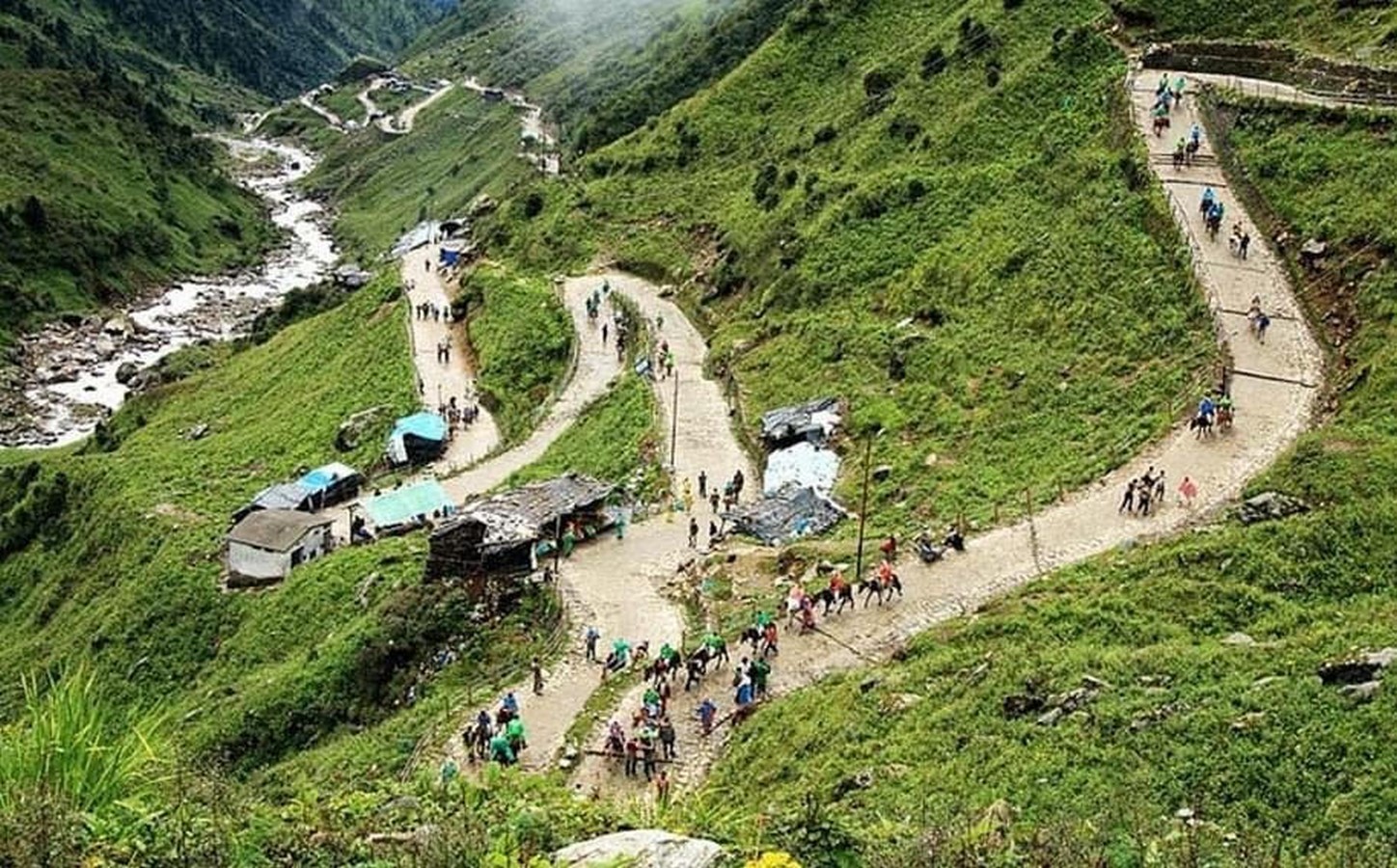 15 Places To Visit In Uttarakhand for Travelling Architect - Sheet3