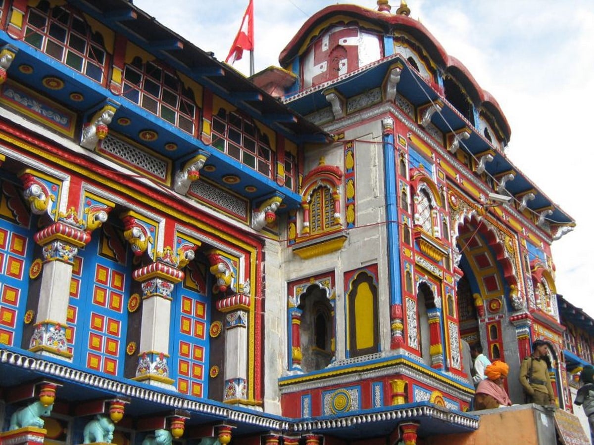 15 Places To Visit In Uttarakhand for Travelling Architect - Sheet5