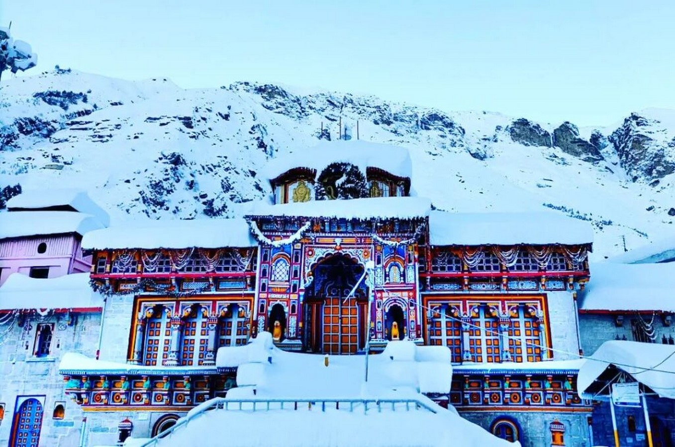 15 Places To Visit In Uttarakhand for Travelling Architect - Sheet6