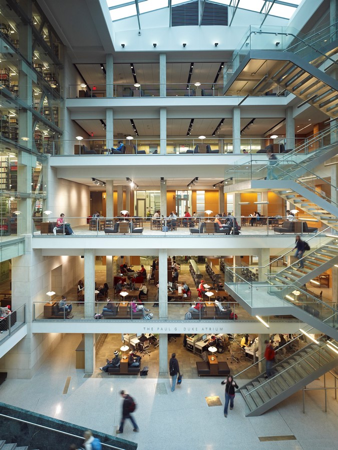 Thompson Memorial Library_© F. Brad