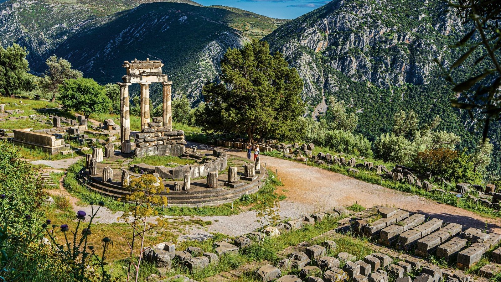 An architectural review of a location: Greece - Sheet4
