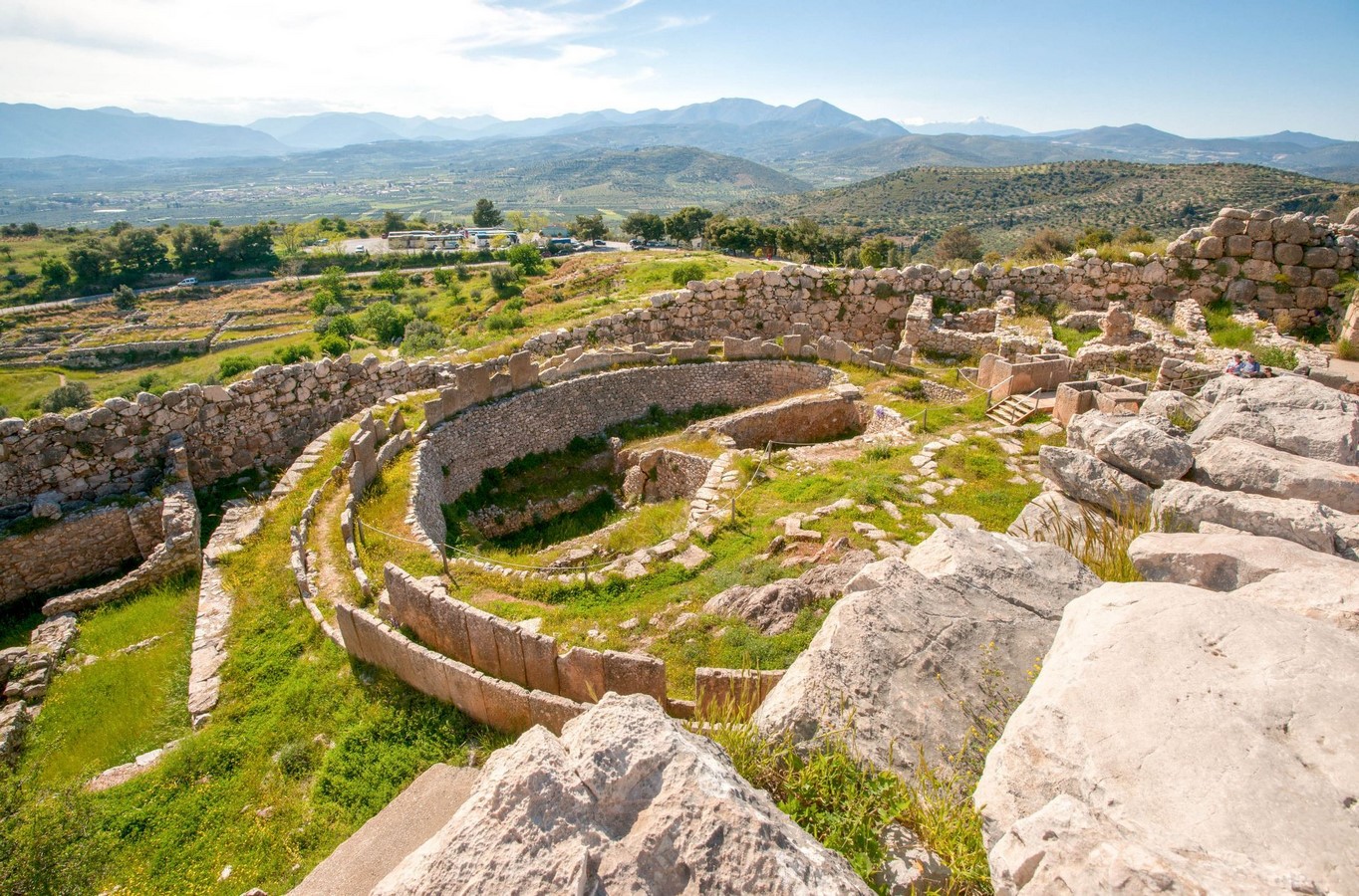 An architectural review of a location: Greece - Sheet5