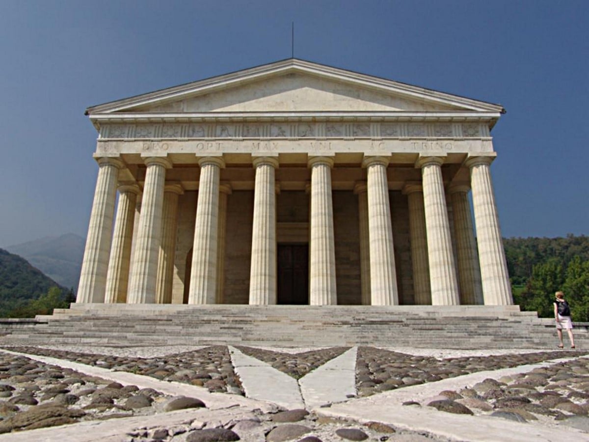 Image 15_The Neoclassical Tempio Canoviano in Possagno_Photo by Philips Shäfer_©https://www.italyreview.com/italian-neoclassical-architecture.html