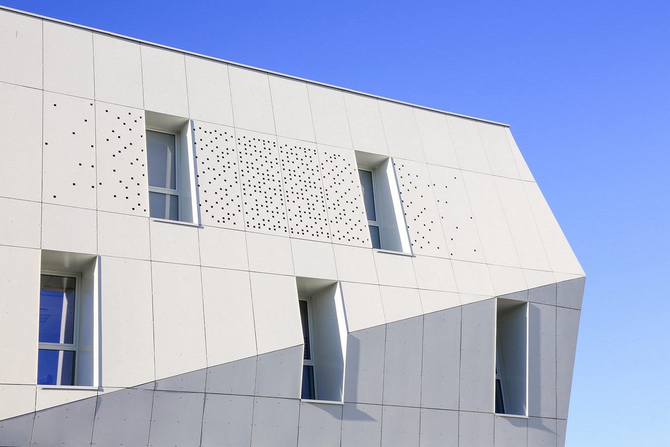 NBJ architects- 10 Iconic Projects - Sheet12