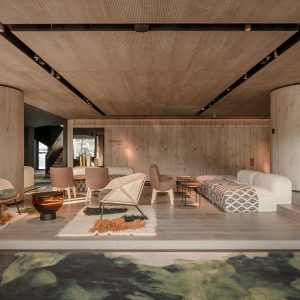 Grand Emily Hotel Lobby by YOD Group - RTF | Rethinking The Future