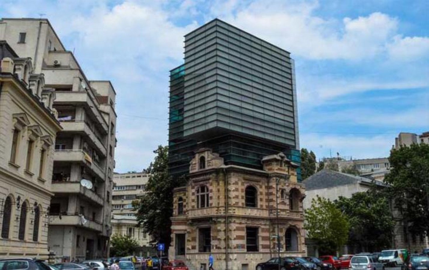 Timeline of Restoration: The Union of Romanian Architects (Bucharest, Romania) - Sheet1