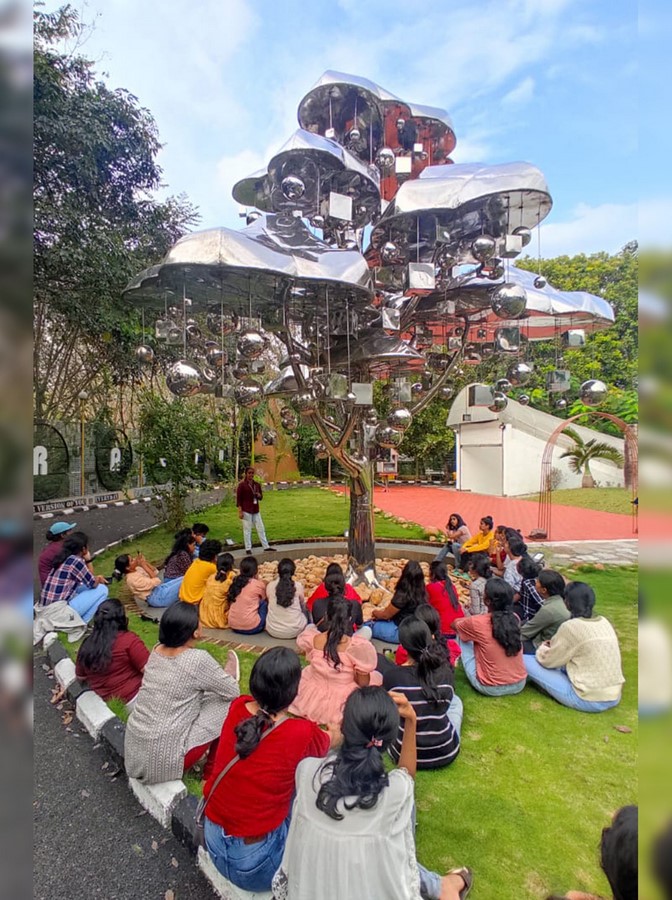Chinmaya Students industrial visit to Karunasai Psychopark_https://www.cvv.ac.in/news/industrial-visit-to-karunasai-psychopark-thiruvananthapuram