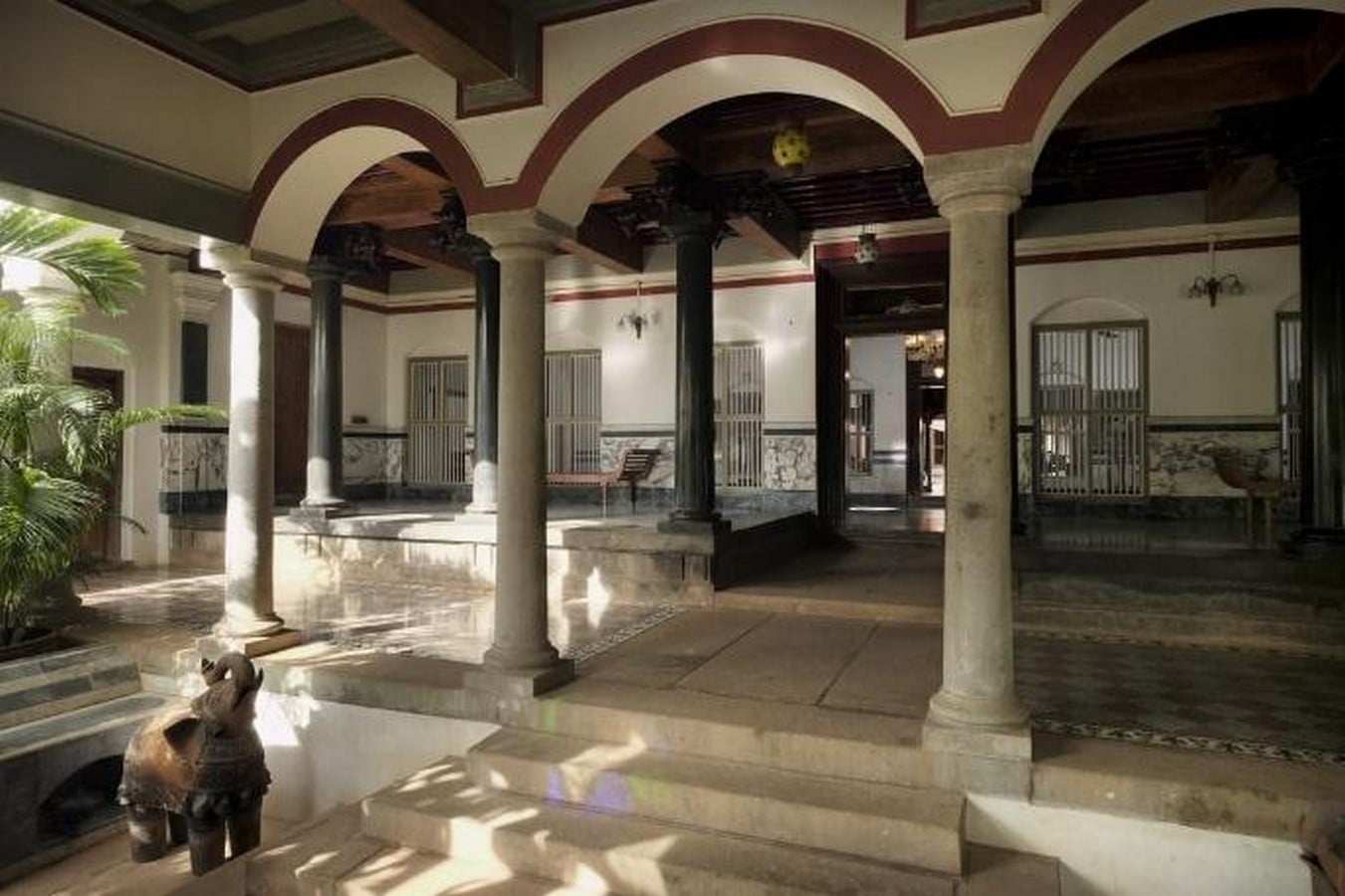 Are Veranda, Courtyards, and Othas a disappearing feature of the Indian architecture - Sheet4