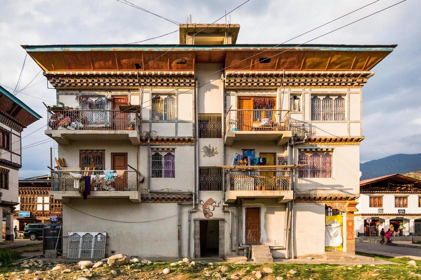 Bhutanese House in Paro [Photograph] (Paro: Bhutan)_©Wolfe, A. (2014)
