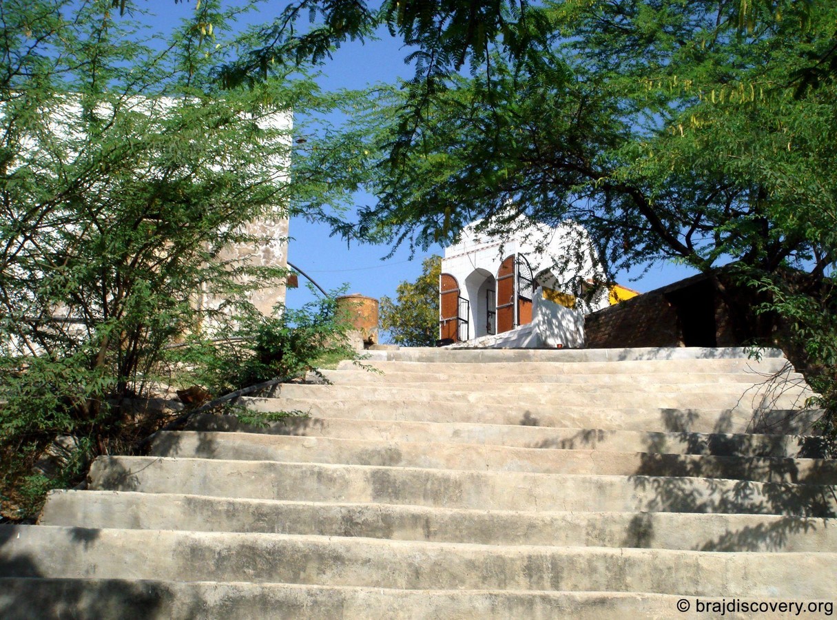 15 Places to Visit in Mathura for Travelling Architect - Sheet8