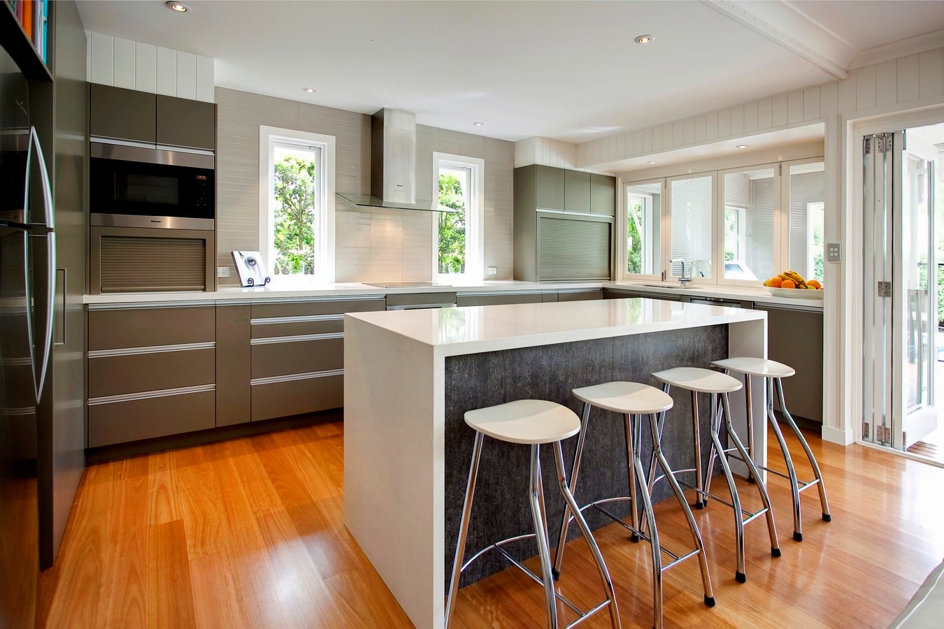 Hawthorne Queenslander Renovation by dion seminara architecture - Sheet5