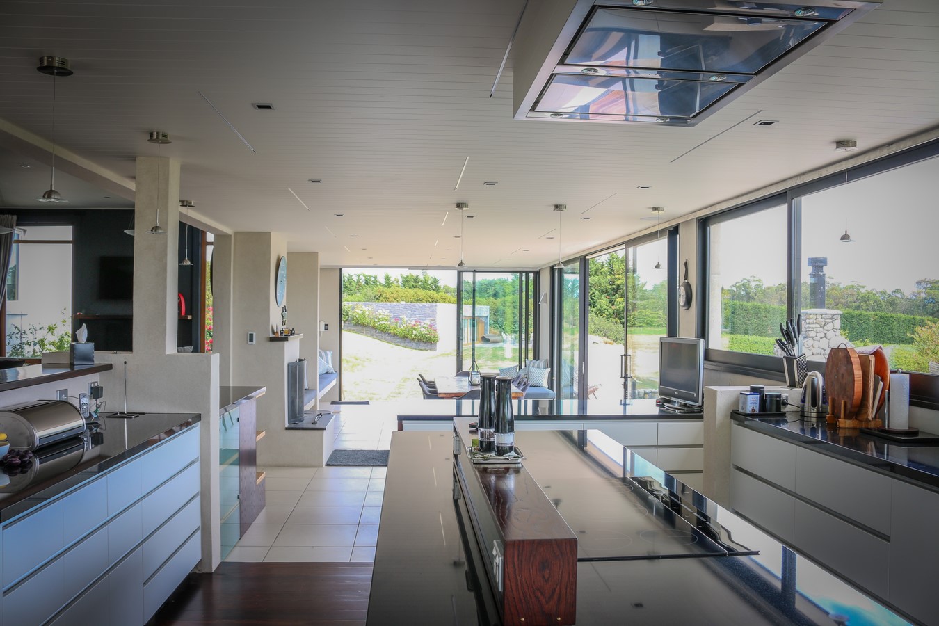 Hinakura Renovation by Holmes Architecture - Sheet6