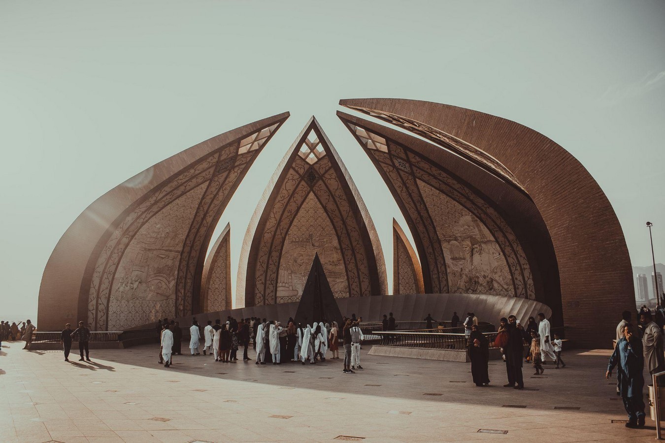 Modern Architecture in Pakistan - Sheet3