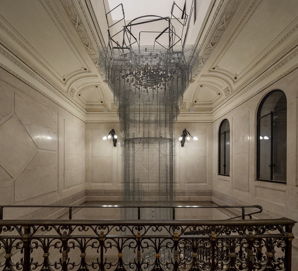 Edoardo Tresoldi Installation: The Historic Column at Venice's Procuratie Vecchie - Sheet4