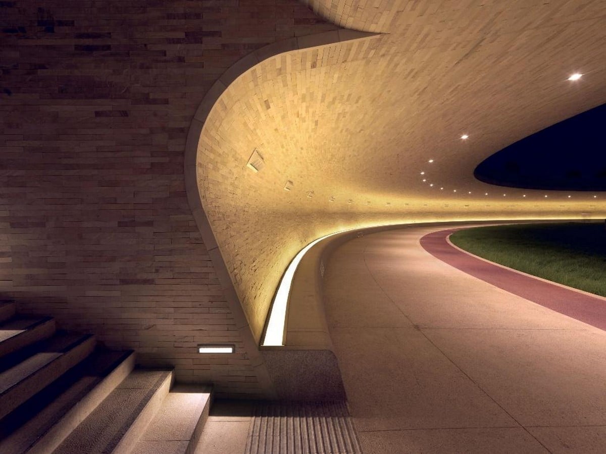 C shaped concrete ribs _©Markus Eblaus