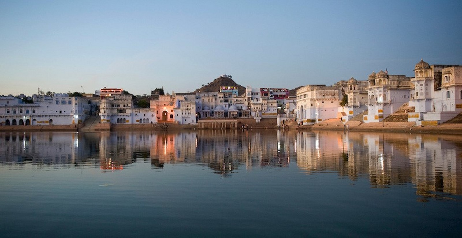 Pushkar Lake_©https://www.tourism.rajasthan.gov.in/pushkar.html.jpg?w=999