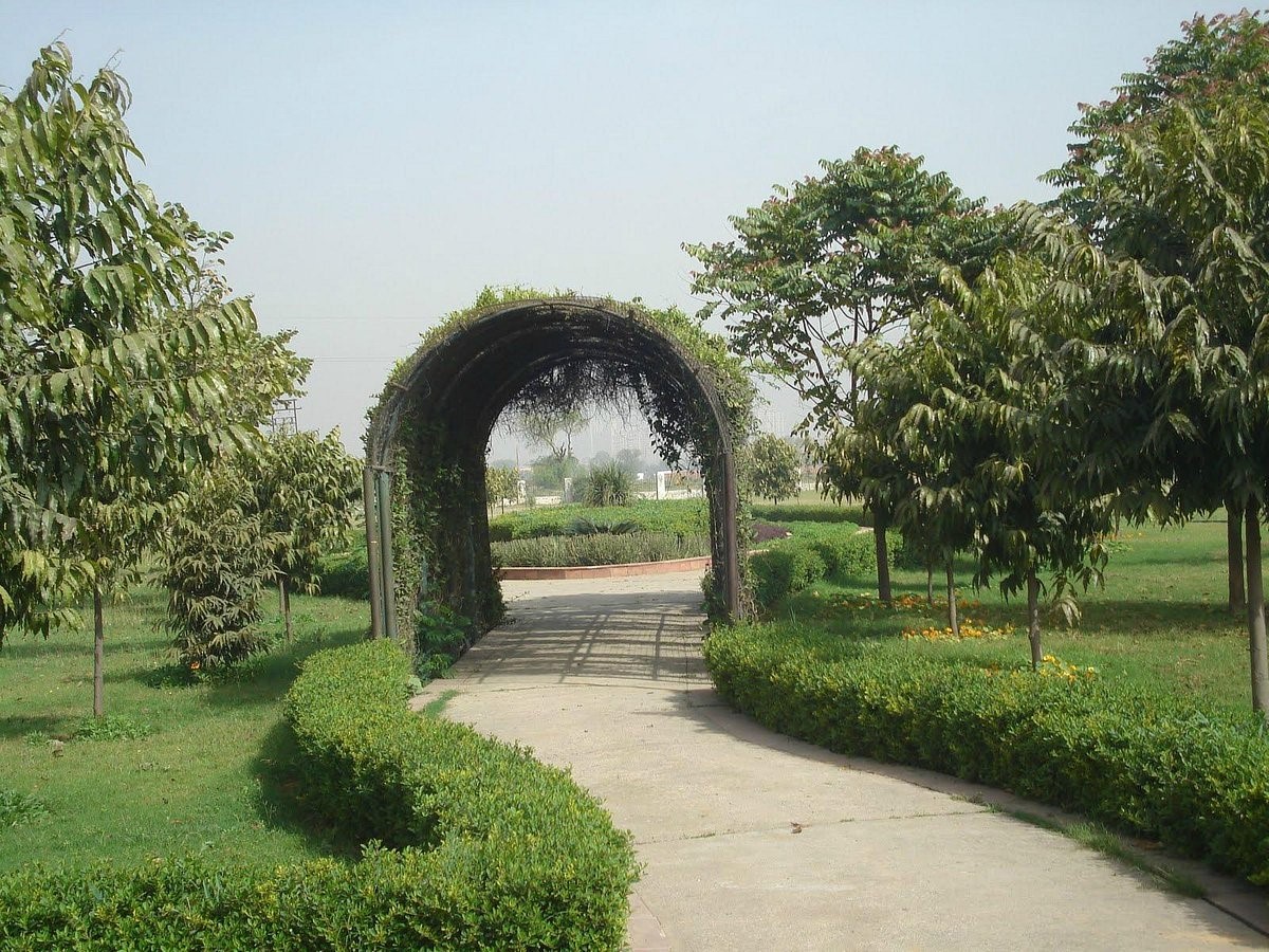 15 Places to Visit in Gurgaon for Travelling Architect - Sheet10