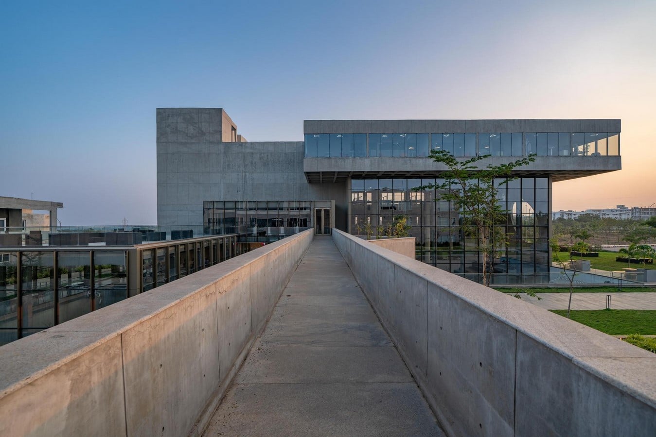 The entrance to the University_© Ricken Desai