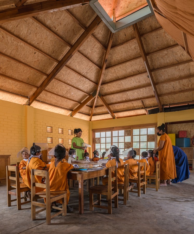 Nursery School, Alto Anapati by Semillas - Sheet6