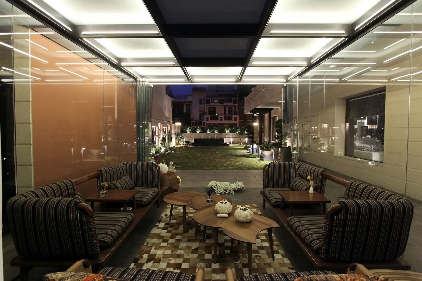 ParnaGrah- The Green Inside-Outside Space by Conarch Architects - Sheet4