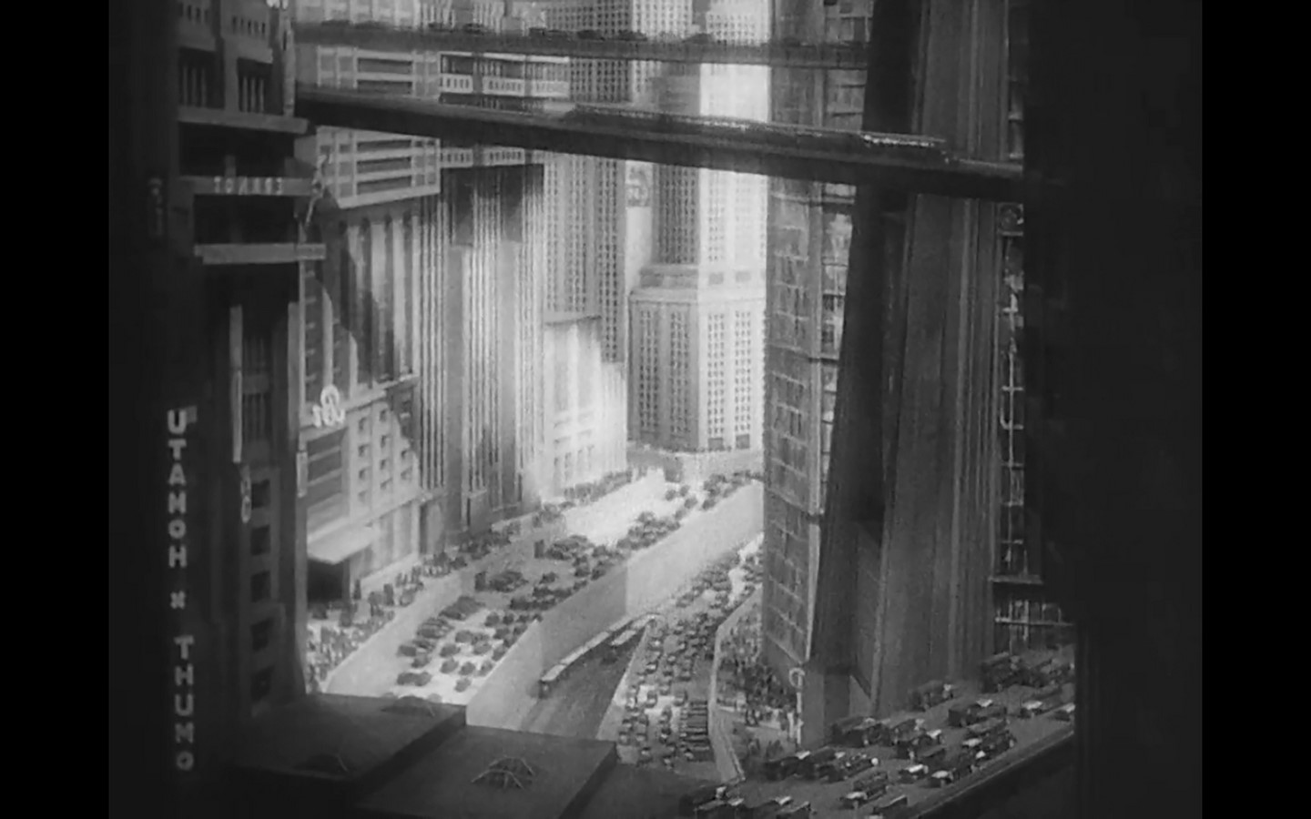 Past, Present and Future of Architecture in films - Sheet3