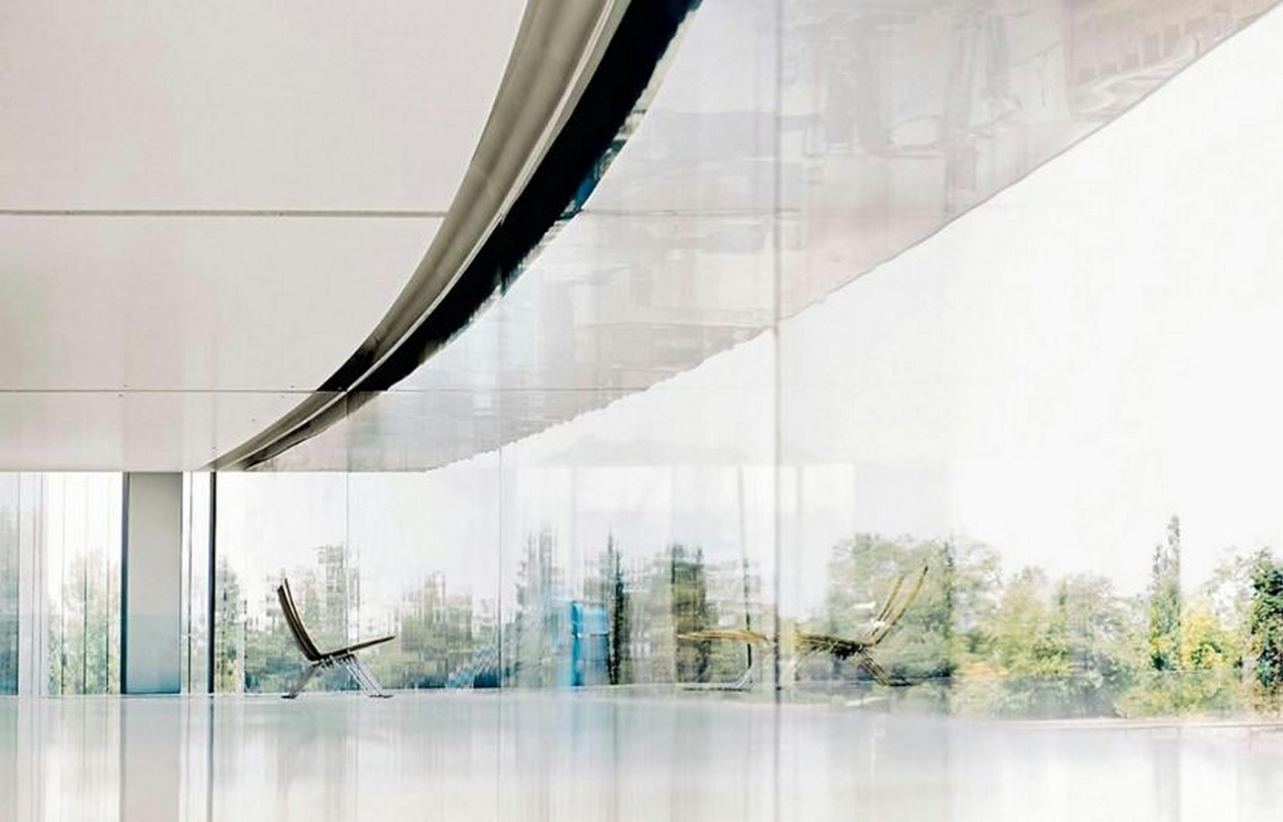 Relation between Norman Foster and Steve Jobs - Sheet11