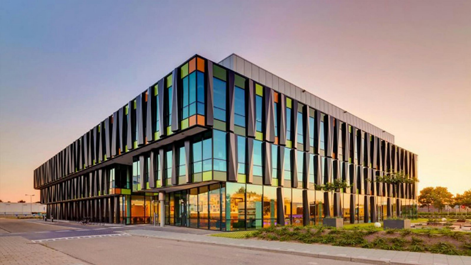 Heinz Innovation Centre Nijmegen by Aecom - Sheet2