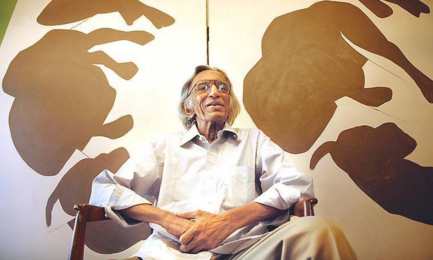 A self-critical artist, who brought the tragedy and tradition of India alive on canvas_© Express Archives Courtesy of Indianexpress