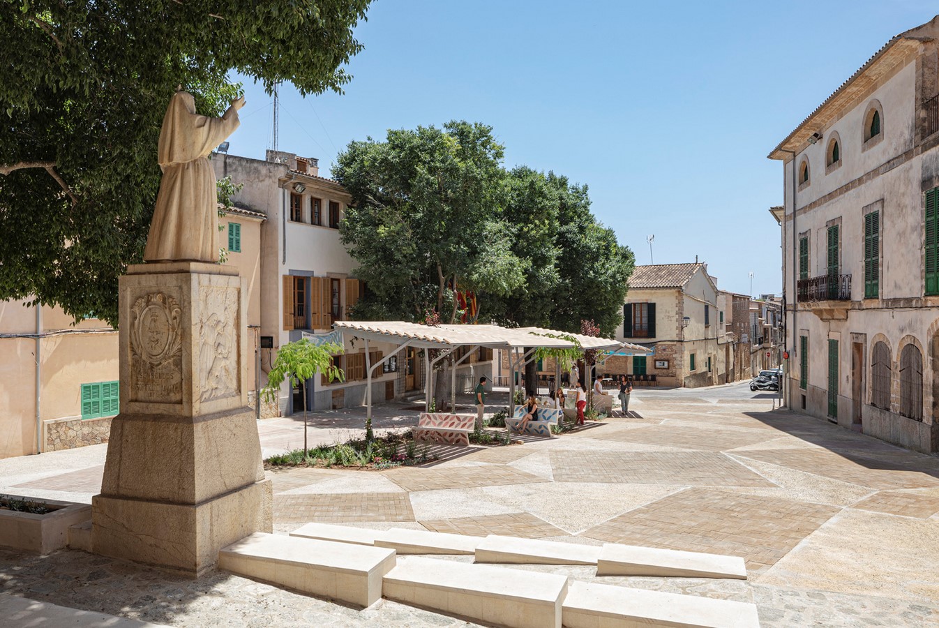 Plaza de la Villa by Moneo Brock - Sheet8