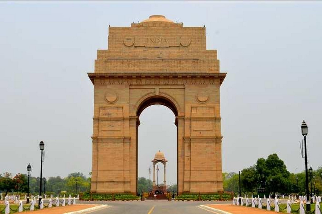 Impact of Architecture through Monumentality - Sheet2