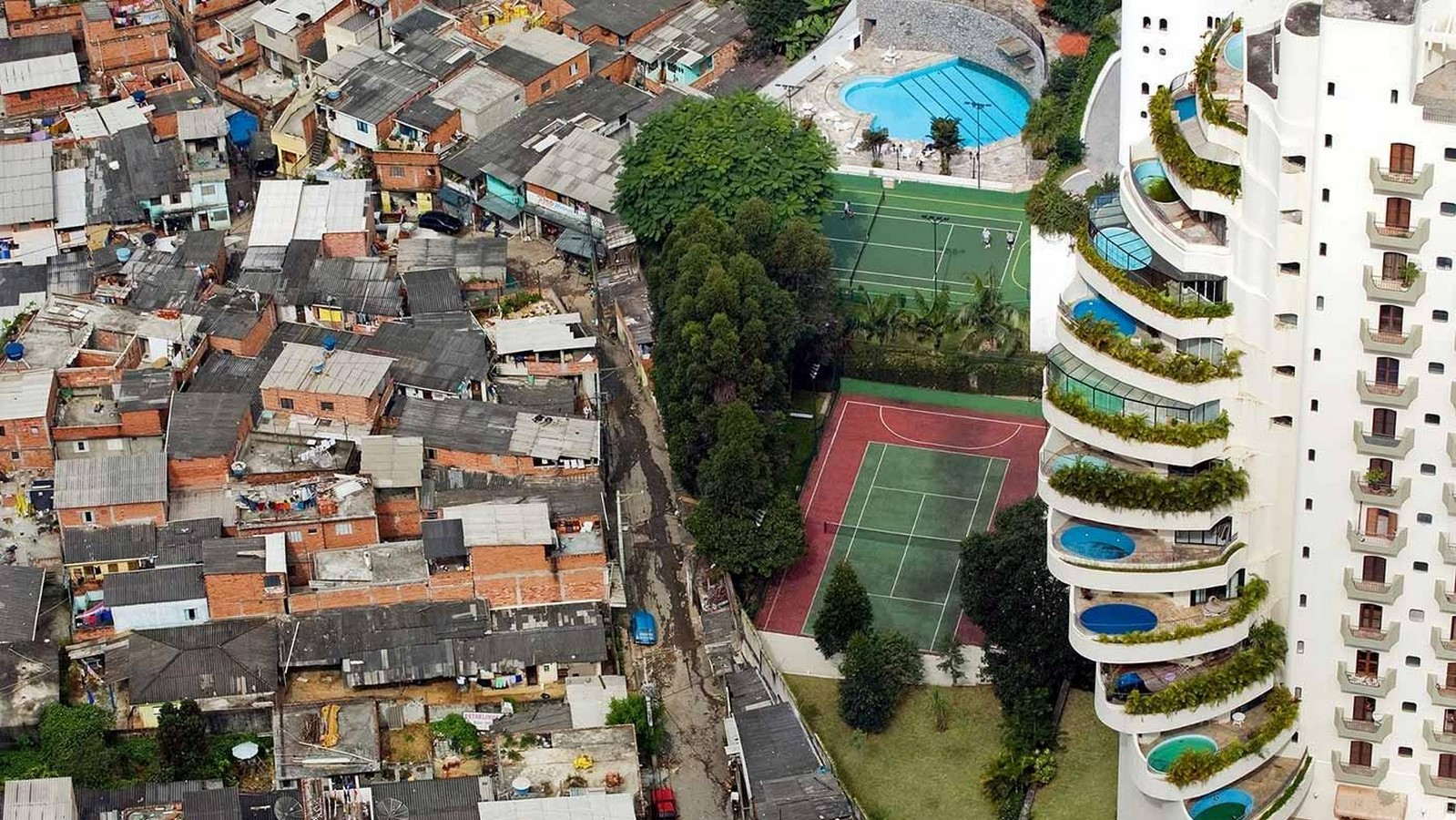 The intersection of social justice and urban architecture - Sheet1