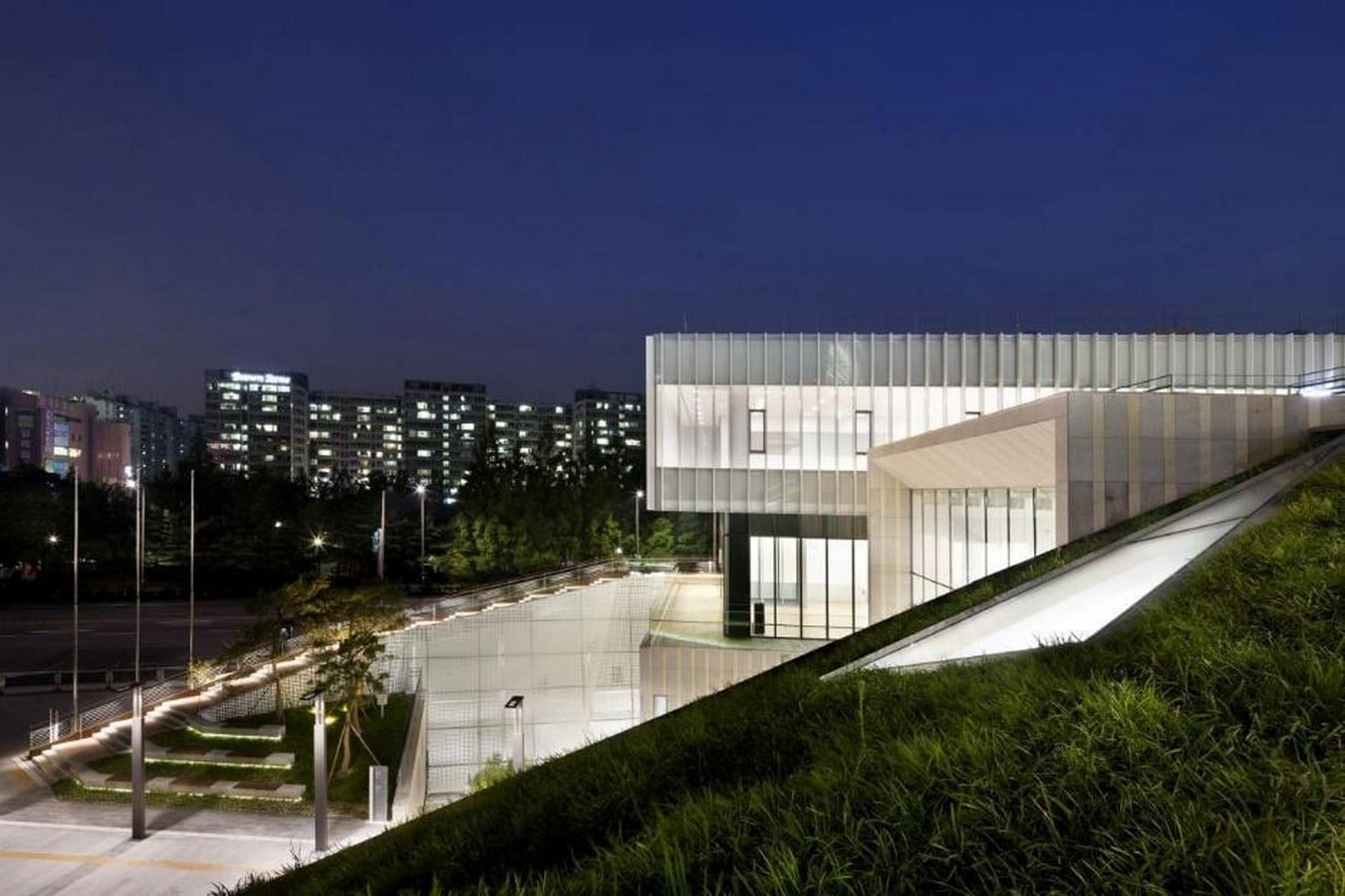Buk Seoul Museum Of Art by Samoo Architects & Engineers - Sheet1