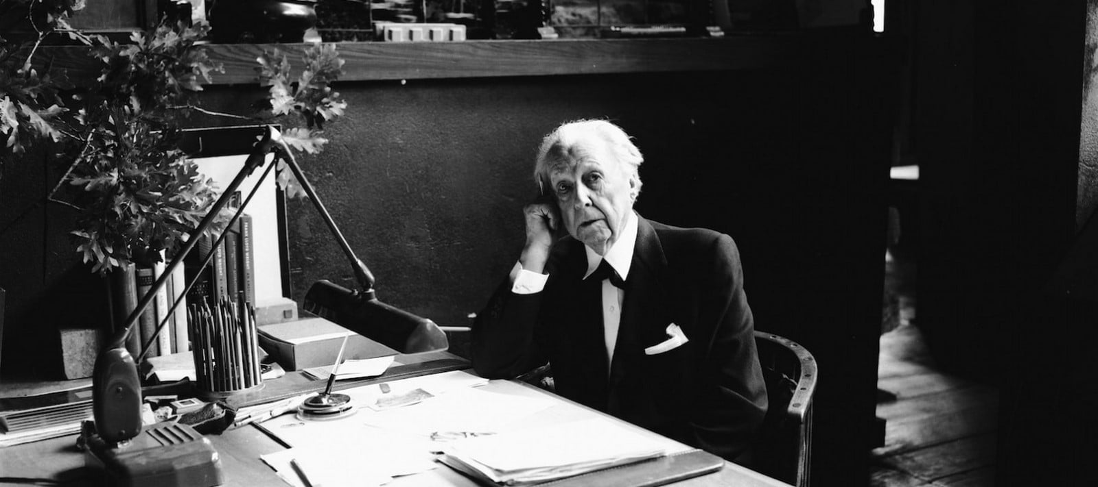 The Life and Work of Frank Lloyd Wright: Understanding the Legacy of an American Icon - Sheet3