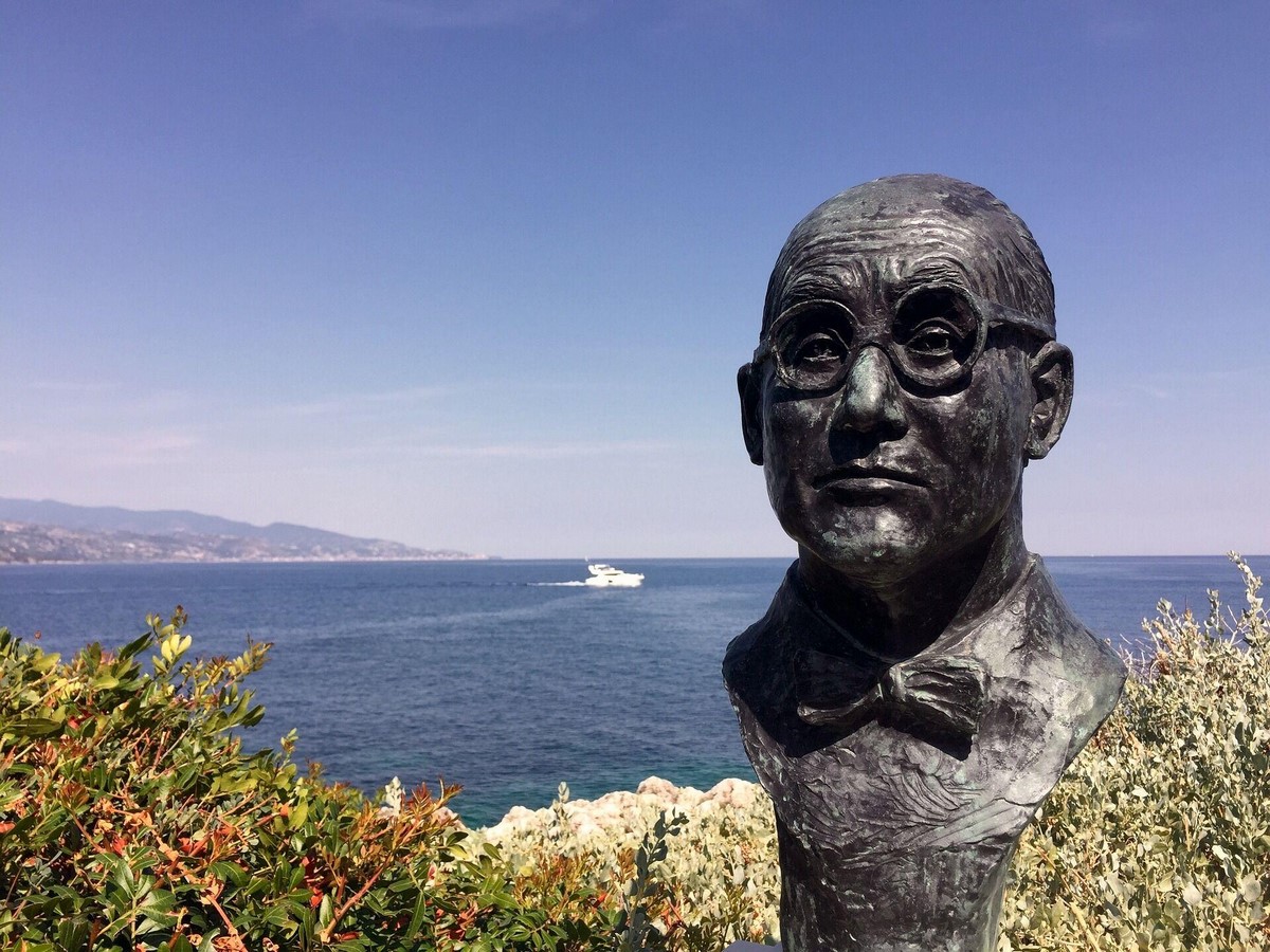 Le Corbusier: The Modernist Architect who Redefined the Built Environment - Sheet1