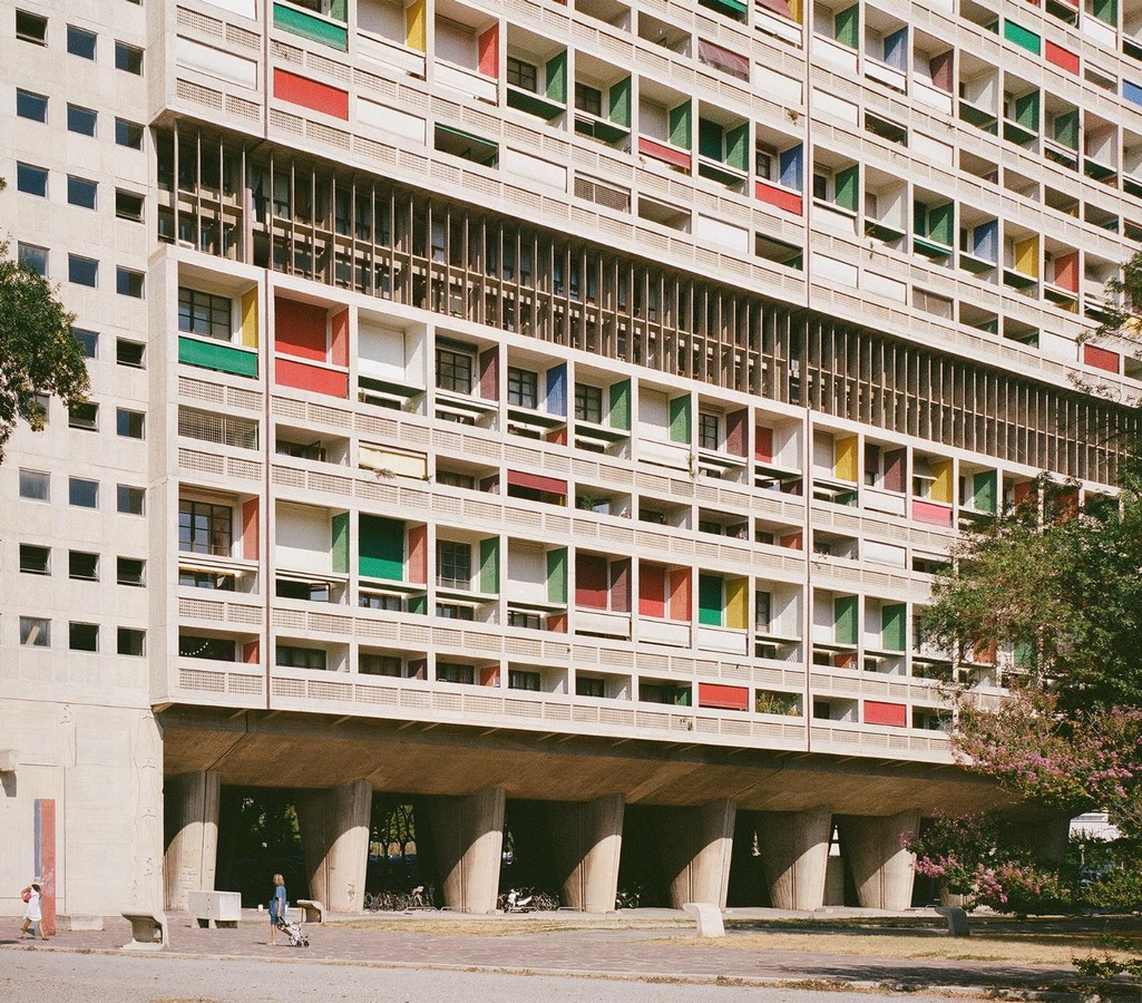 Le Corbusier: The Modernist Architect who Redefined the Built Environment - Sheet5