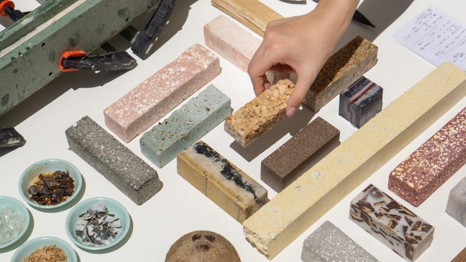 6 Examples of projects that have incorporated alternative materials - Sheet1