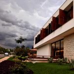 Home AT by ANDRÉ BRANDÃO + MÁRCIA VARIZO architecture and interiors - Sheet4
