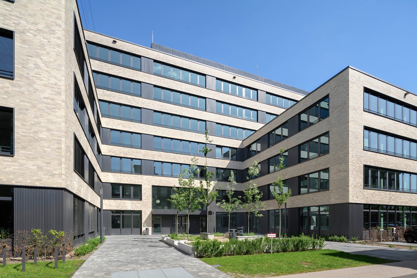 LEO & ALEX – Bornitzstrasse, Berlin by TCHOBAN VOSS Architekten - Sheet4