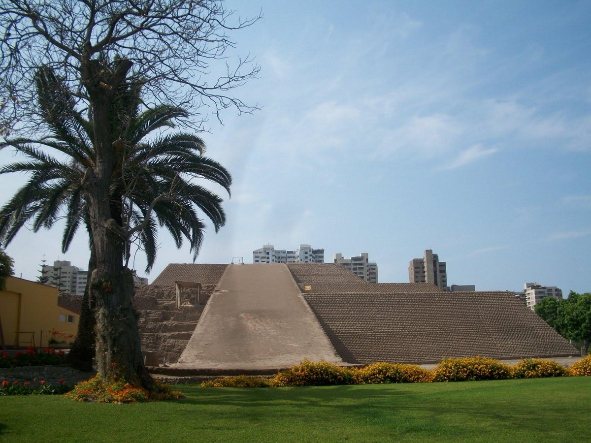 An architectural review of location: Lima, Peru - Sheet3