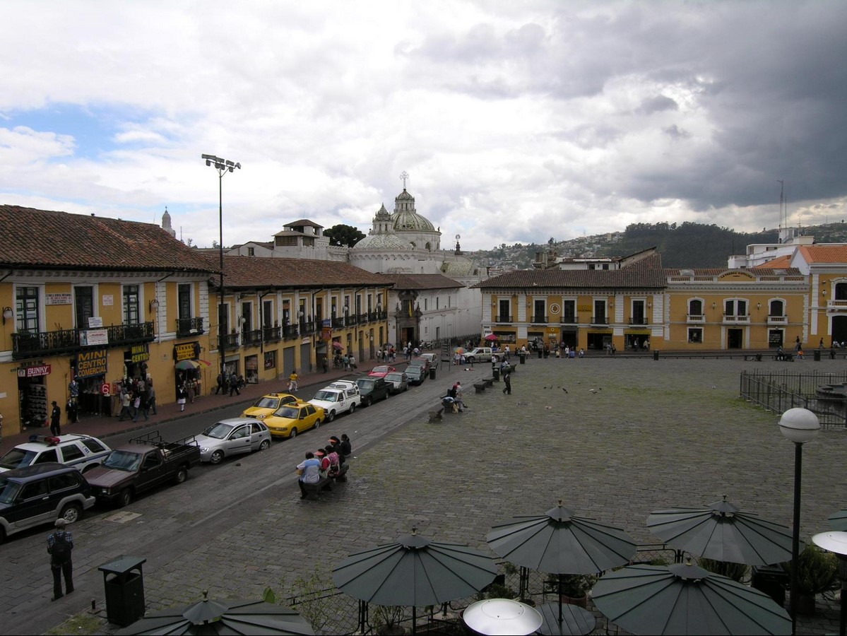 An architectural review of location: Quito, Ecuador - Sheet1