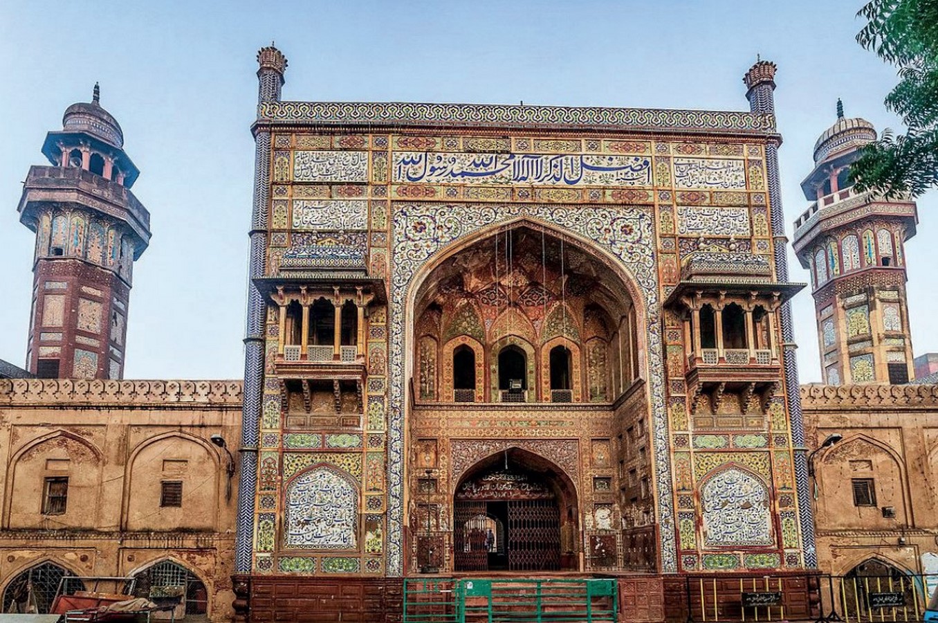 An architectural review of location: Lahore, Pakistan - Sheet3