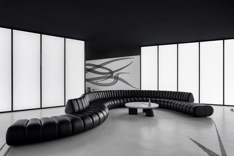 Percursus Installation for the 36th edition of CASACOR São Paulo by Studio Guilherme Torres