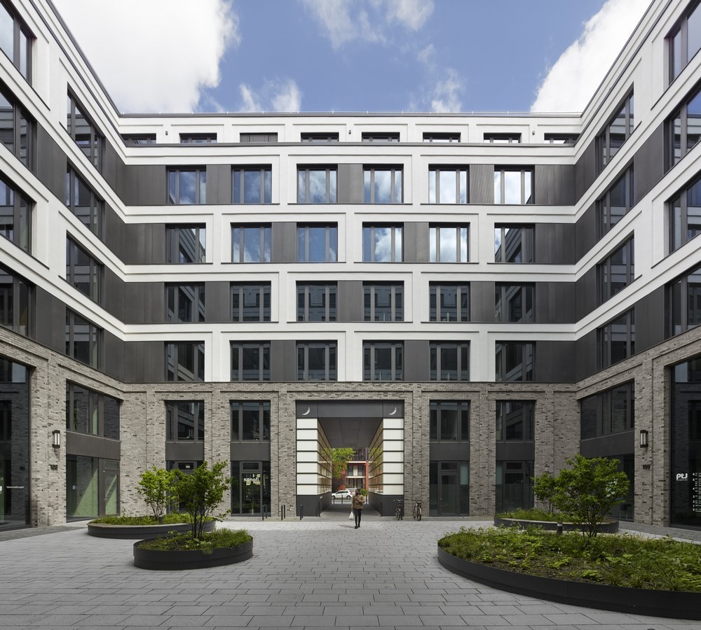 3 Hoefe, Berlin by TCHOBAN VOSS Architekten - Sheet5