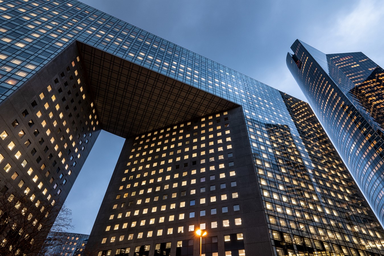Architectural Photography: The Role of Lighting - Sheet1