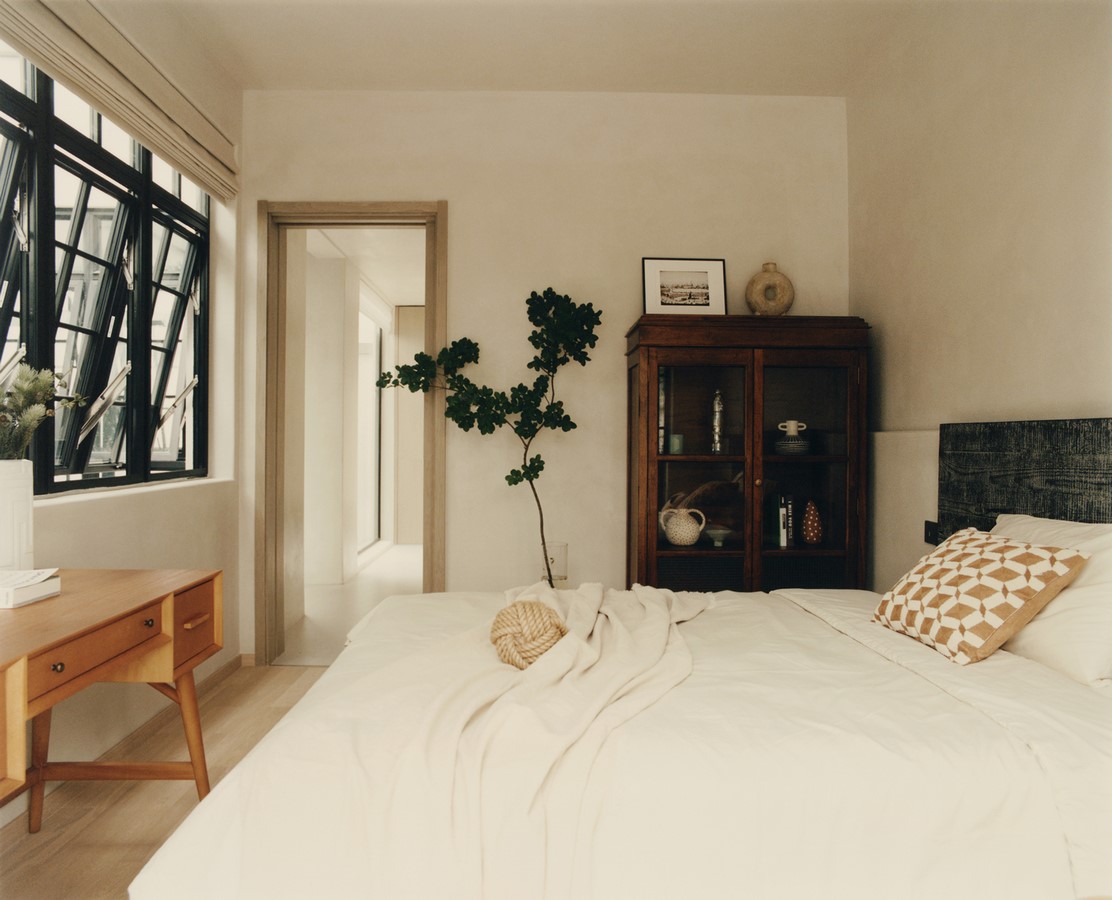 A comfortable living space for urbanite by DHB Design  - Sheet8