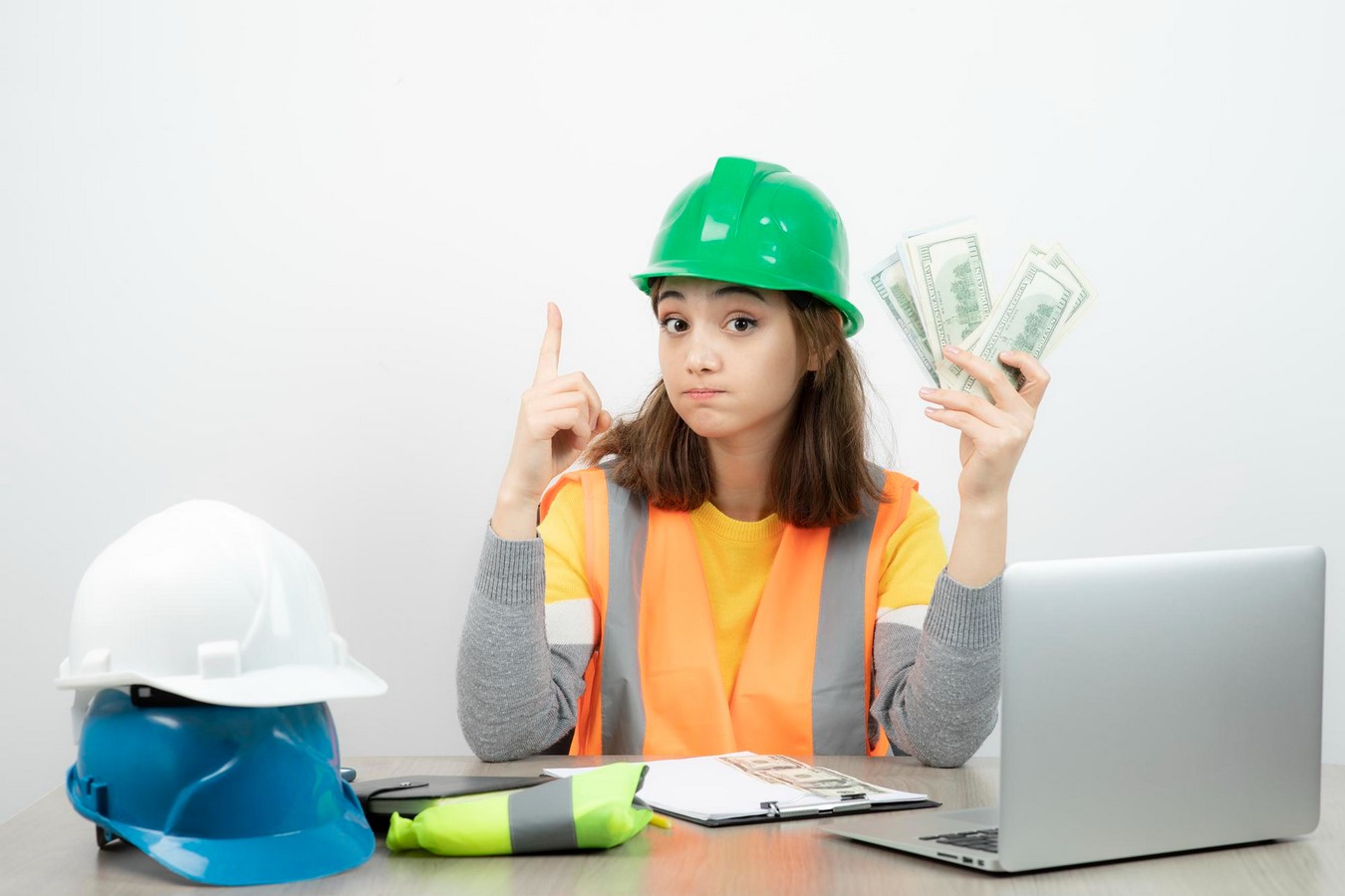Architecture Salaries: Factors Influencing Architecture Salaries and Negotiation - Sheet1