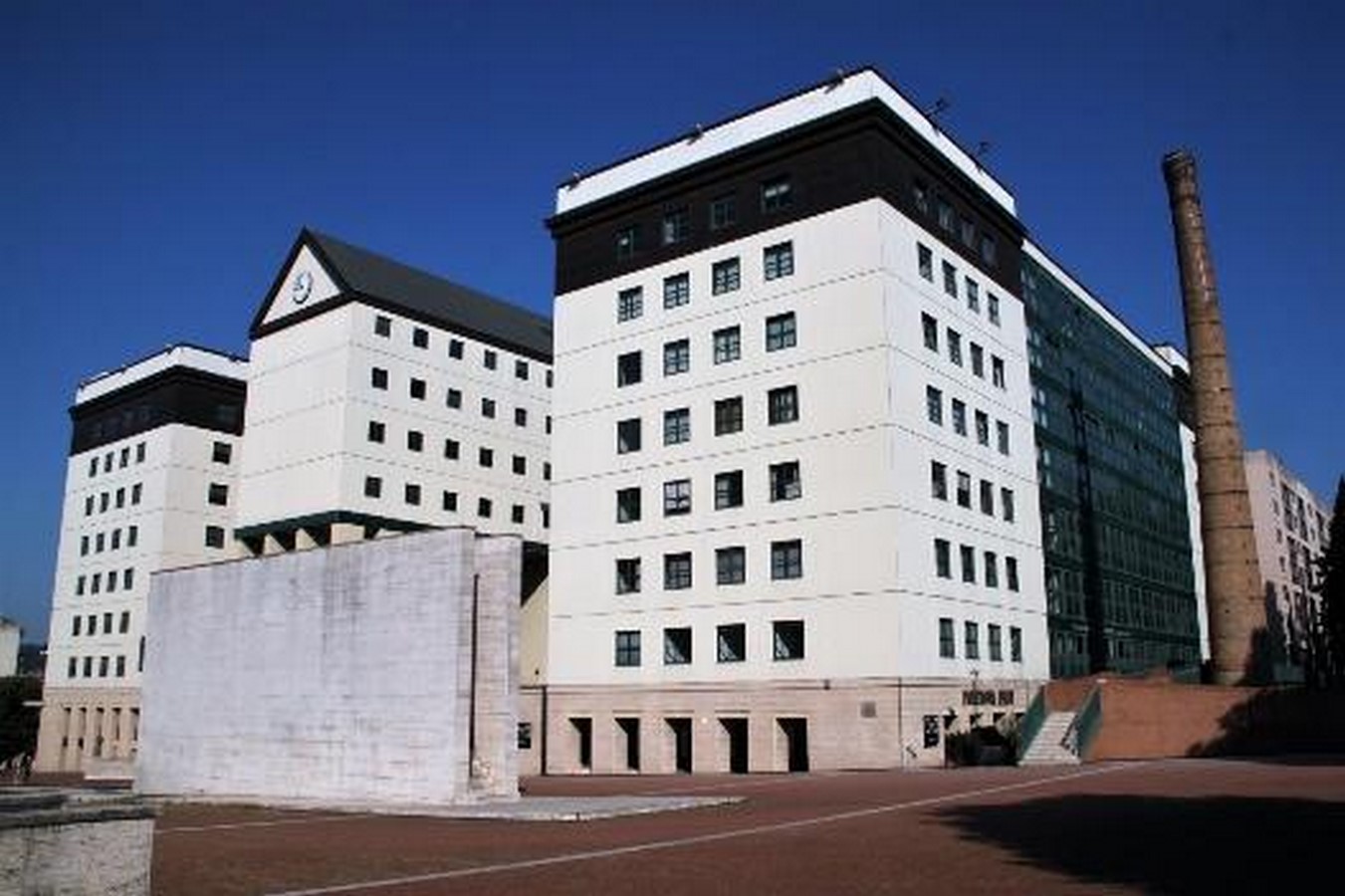 Discovering Aldo Rossi: Architectural Theories and Legacy - Sheet4