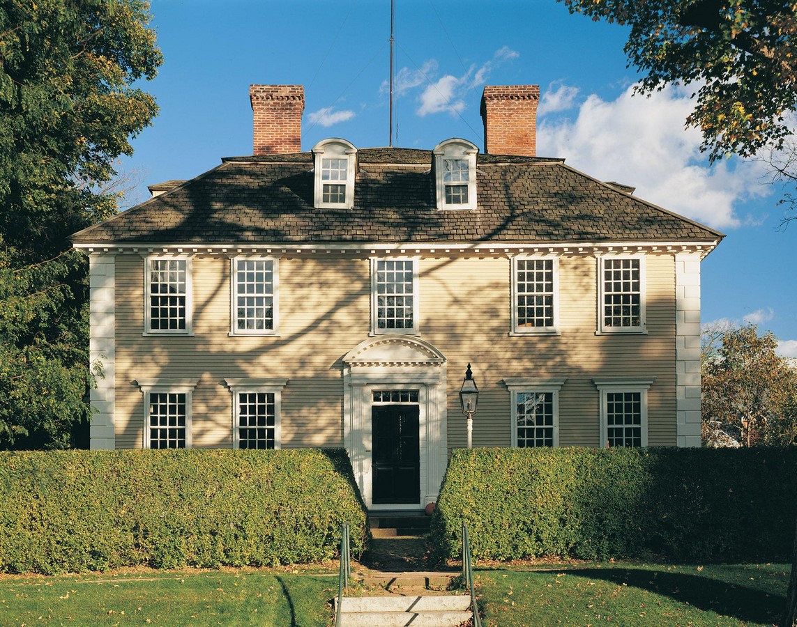 Luxury Housing and Architectural Styles - Sheet3