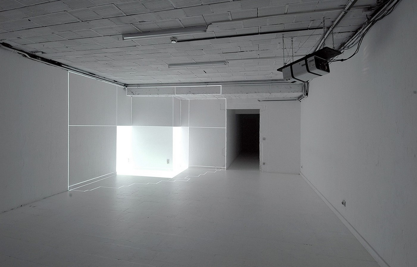 Embodied Space: Perception, Sensation, and Temporal Dynamics - Sheet6