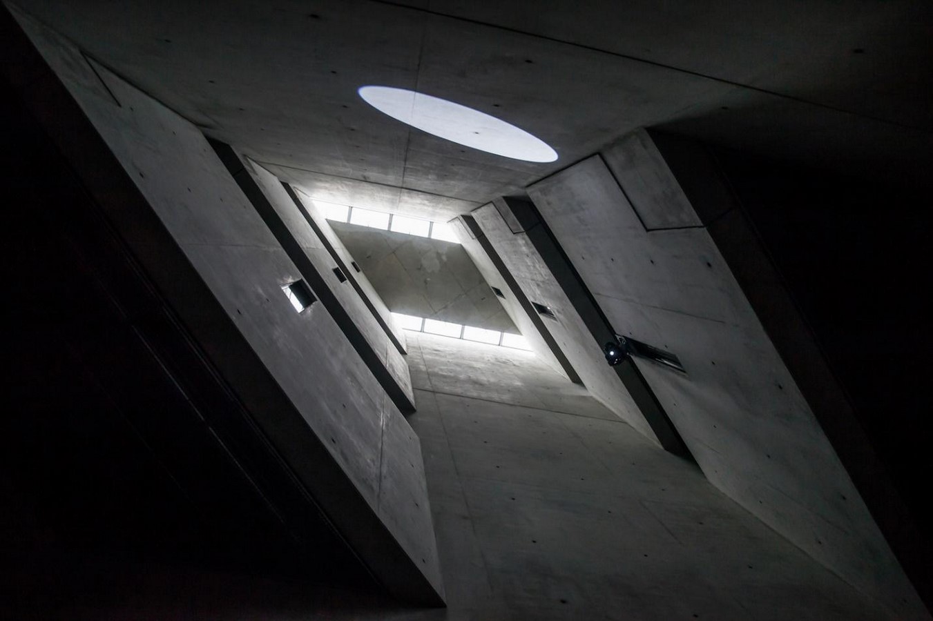 Architectural Conversations: Unveiling the Impact of Spaces on Perceptions - Sheet2